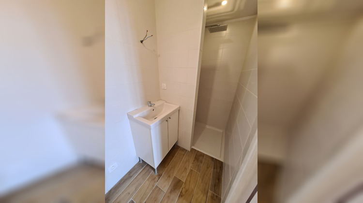 Ma-Cabane - Vente Appartement CUERS, 28 m²