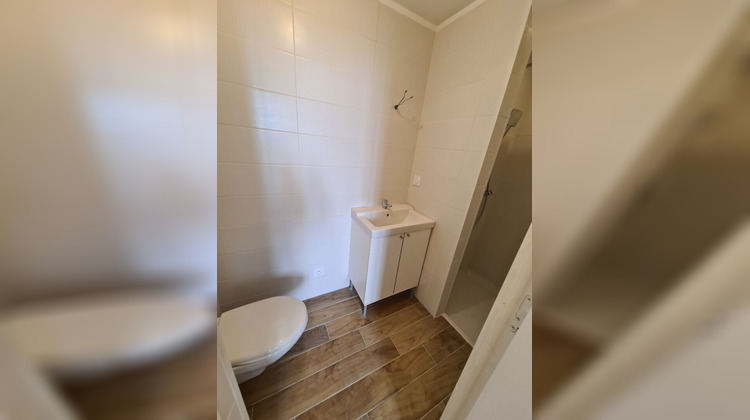 Ma-Cabane - Vente Appartement CUERS, 28 m²