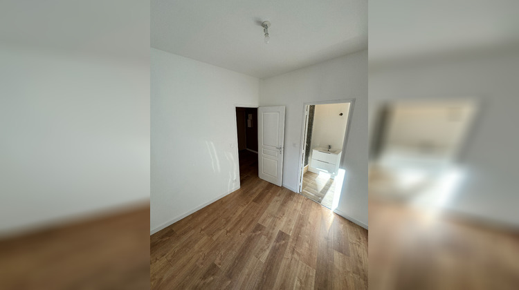 Ma-Cabane - Vente Appartement CUERS, 28 m²