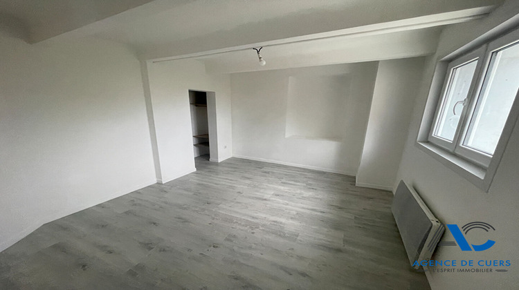 Ma-Cabane - Vente Appartement CUERS, 61 m²