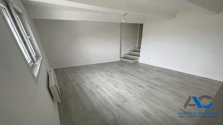 Ma-Cabane - Vente Appartement CUERS, 61 m²