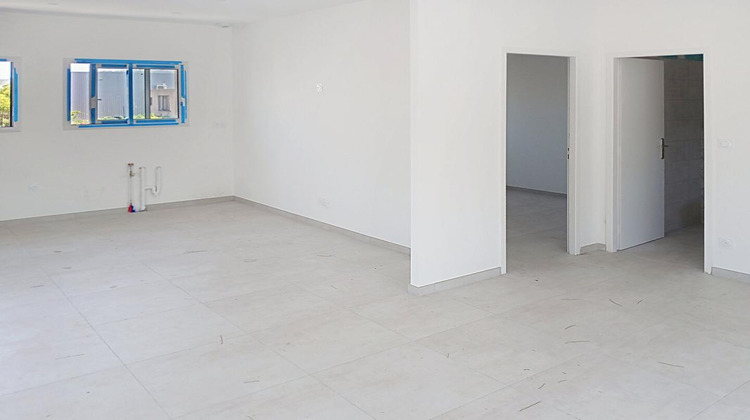 Ma-Cabane - Vente Appartement CUERS, 54 m²