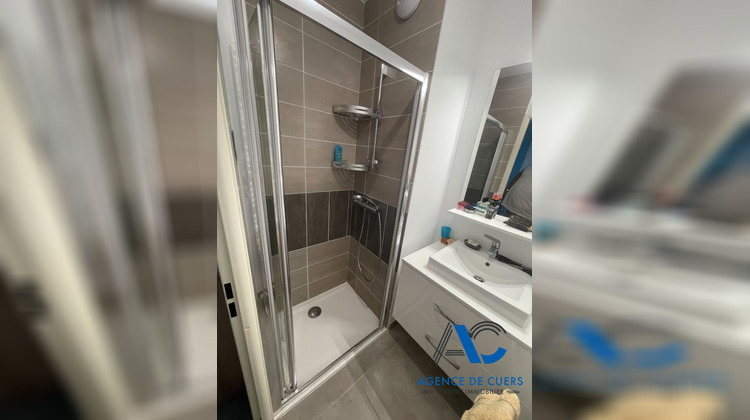 Ma-Cabane - Vente Appartement CUERS, 91 m²