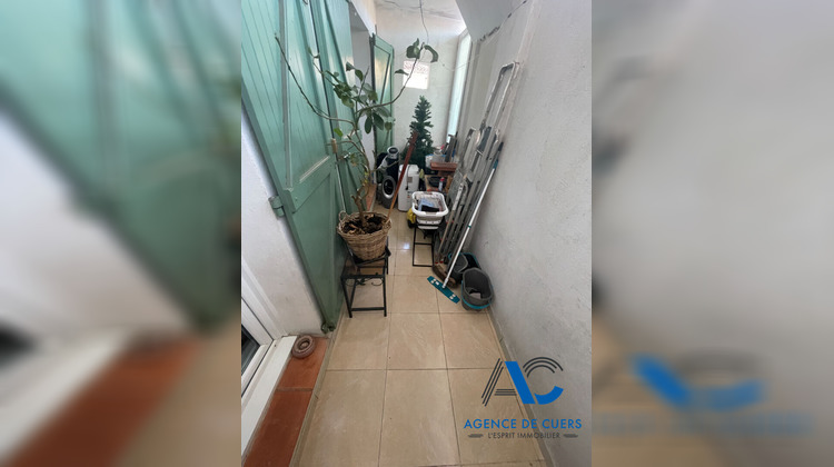Ma-Cabane - Vente Appartement CUERS, 59 m²