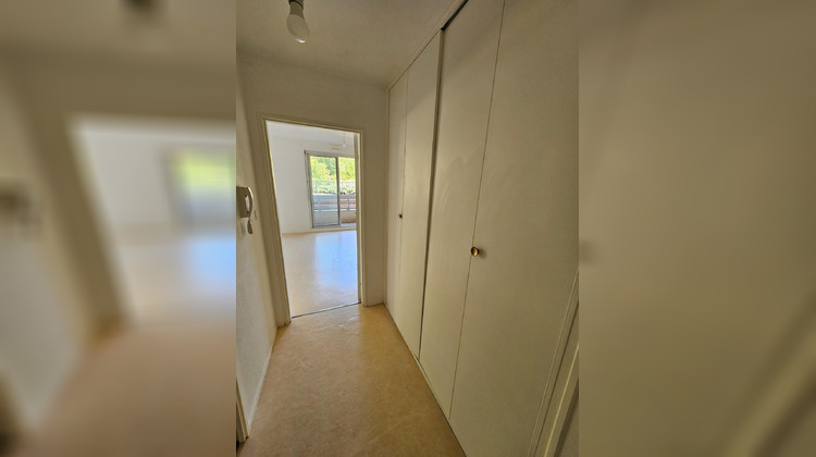 Ma-Cabane - Vente Appartement Cusset, 31 m²