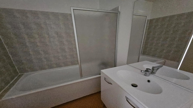 Ma-Cabane - Vente Appartement Cusset, 31 m²