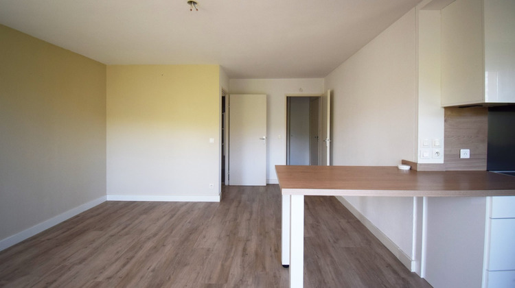 Ma-Cabane - Vente Appartement CUSSET, 53 m²