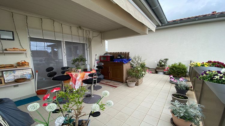 Ma-Cabane - Vente Appartement DAGNEUX, 67 m²