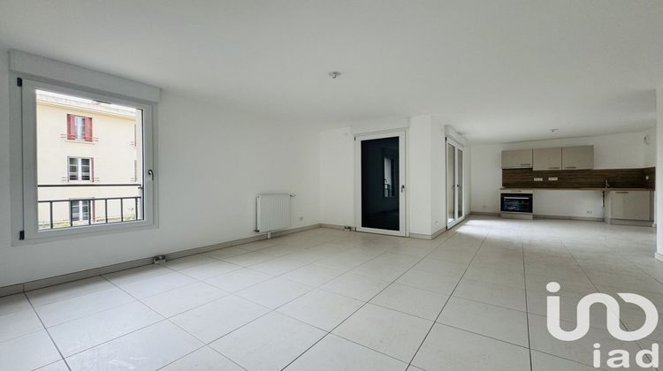Ma-Cabane - Vente Appartement Dammarie-les-Lys, 63 m²