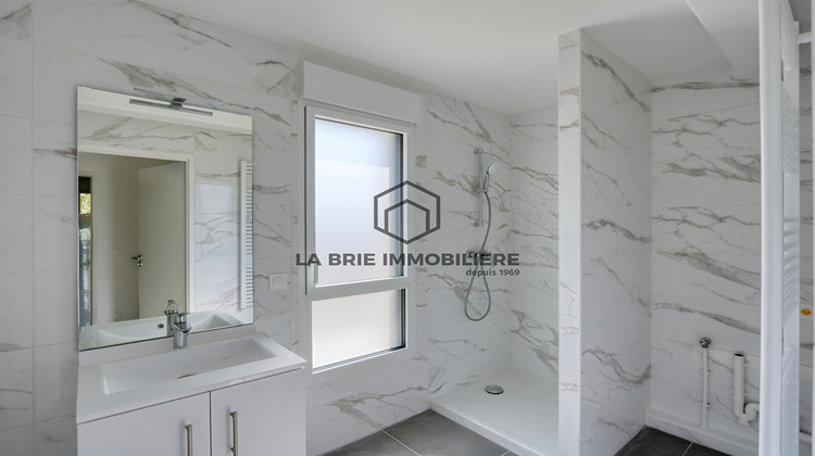 Ma-Cabane - Vente Appartement DAMMARIE-LES-LYS, 79 m²