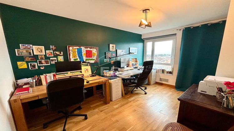 Ma-Cabane - Vente Appartement DAMMARIE-LES-LYS, 63 m²