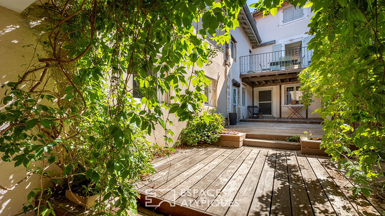 Ma-Cabane - Vente Appartement DARDILLY, 200 m²