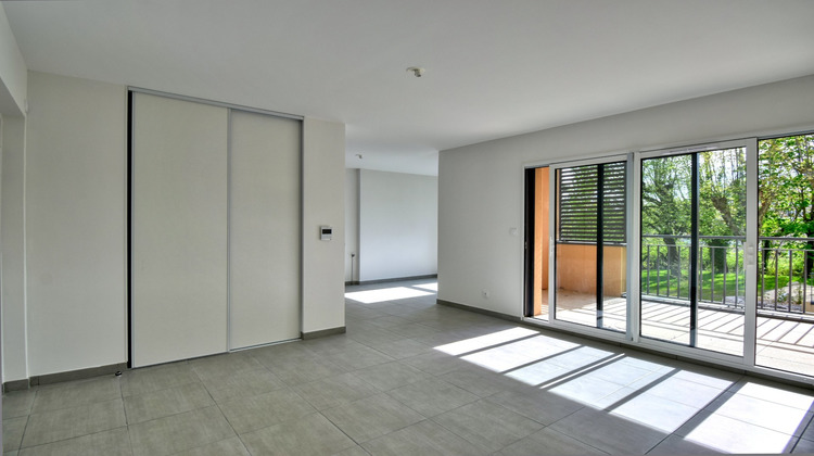 Ma-Cabane - Vente Appartement DARDILLY, 64 m²