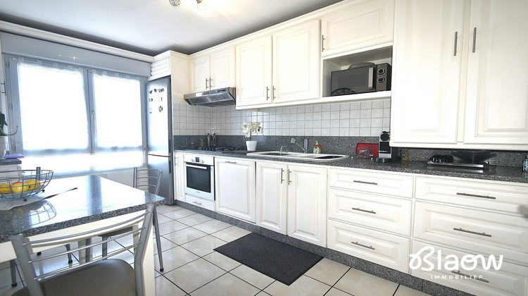 Ma-Cabane - Vente Appartement Décines-Charpieu, 90 m²