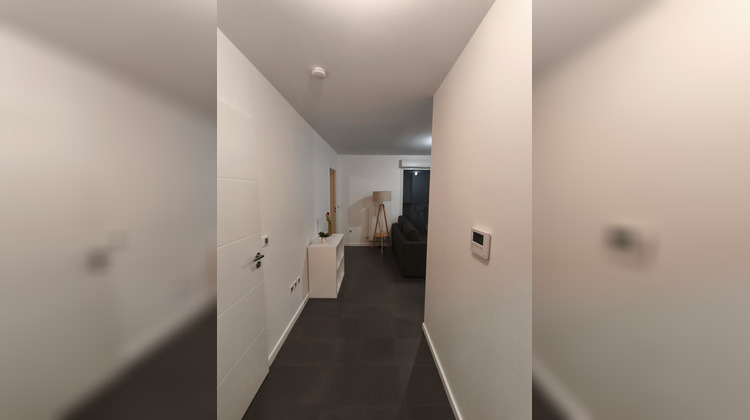 Ma-Cabane - Vente Appartement DECINES CHARPIEU, 42 m²