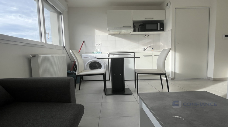 Ma-Cabane - Vente Appartement Décines-Charpieu, 18 m²