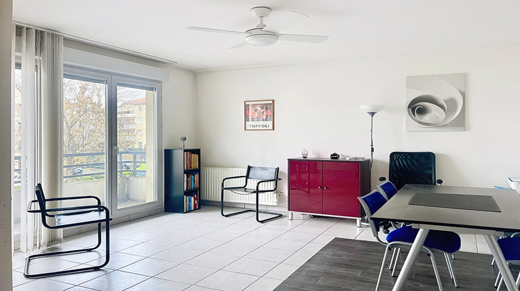 Ma-Cabane - Vente Appartement DECINES-CHARPIEU, 44 m²