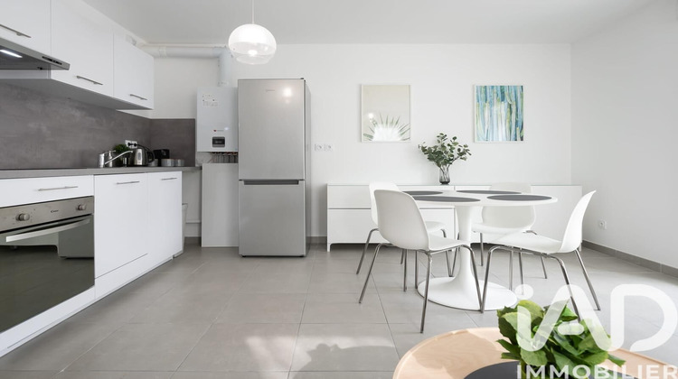 Ma-Cabane - Vente Appartement Décines-Charpieu, 45 m²