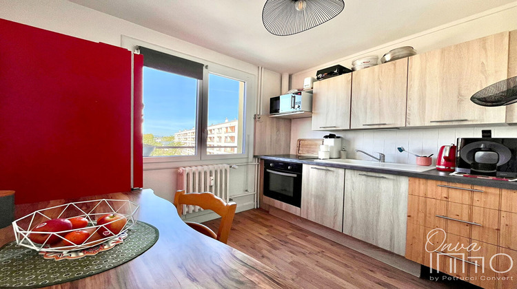 Ma-Cabane - Vente Appartement DECINES-CHARPIEU, 53 m²