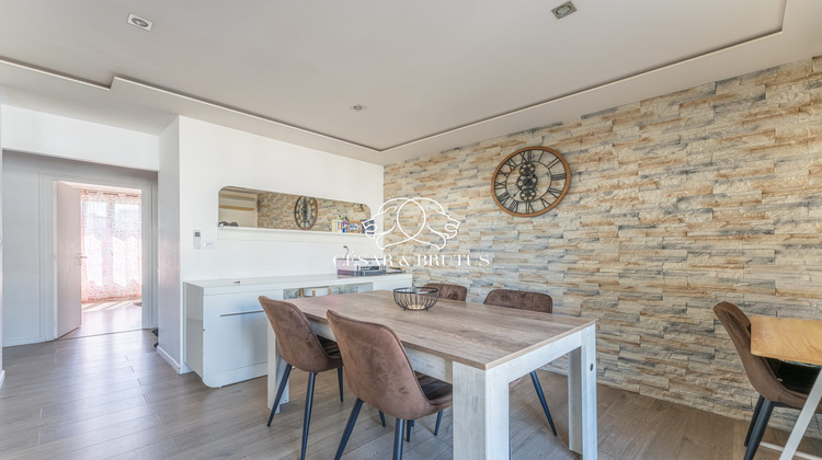 Ma-Cabane - Vente Appartement Décines-Charpieu, 65 m²