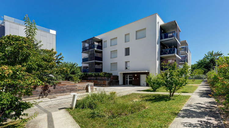Ma-Cabane - Vente Appartement DECINES-CHARPIEU, 63 m²