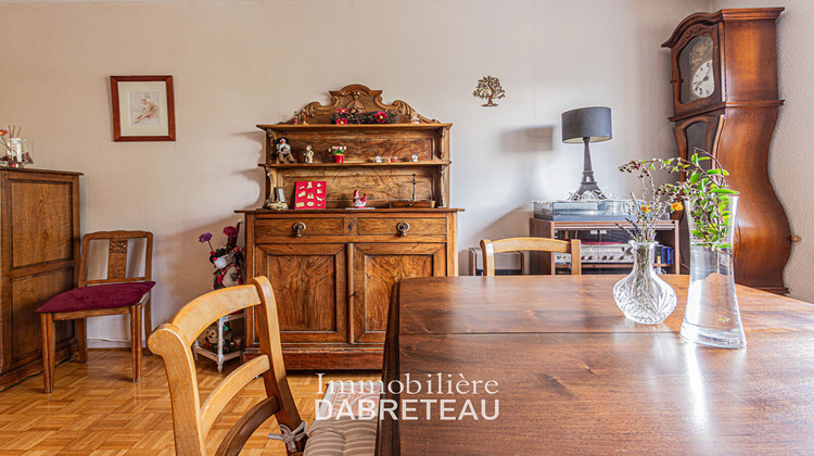 Ma-Cabane - Vente Appartement DECINES-CHARPIEU, 79 m²