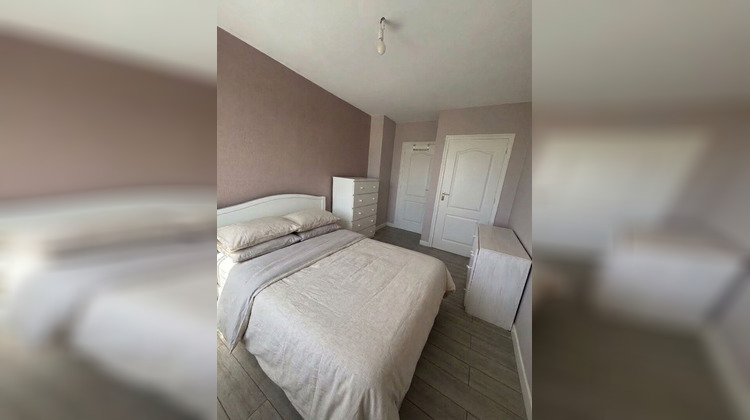 Ma-Cabane - Vente Appartement DECINES-CHARPIEU, 47 m²