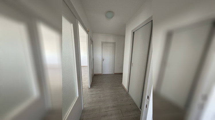 Ma-Cabane - Vente Appartement DECINES-CHARPIEU, 47 m²