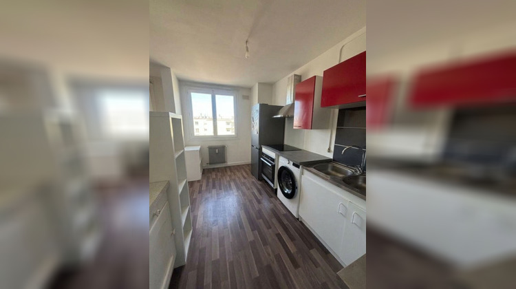 Ma-Cabane - Vente Appartement DECINES-CHARPIEU, 47 m²