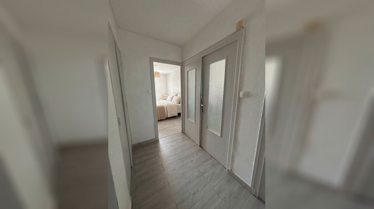 Ma-Cabane - Vente Appartement DECINES-CHARPIEU, 47 m²