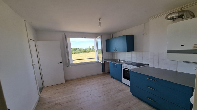 Ma-Cabane - Vente Appartement Descartes, 71 m²