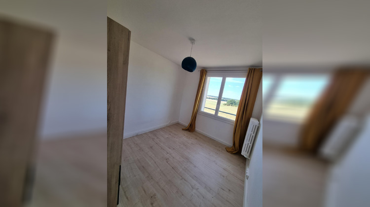Ma-Cabane - Vente Appartement Descartes, 71 m²