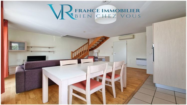 Ma-Cabane - Vente Appartement Divonne-les-Bains, 74 m²