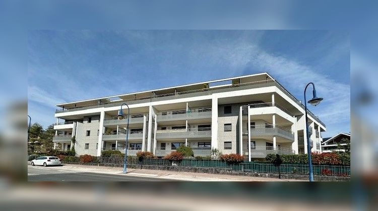 Ma-Cabane - Vente Appartement Divonne-les-Bains, 76 m²