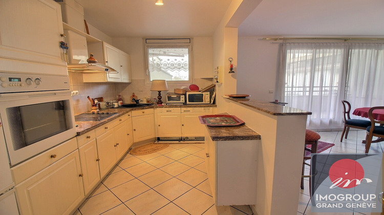 Ma-Cabane - Vente Appartement DIVONNE-LES-BAINS, 86 m²