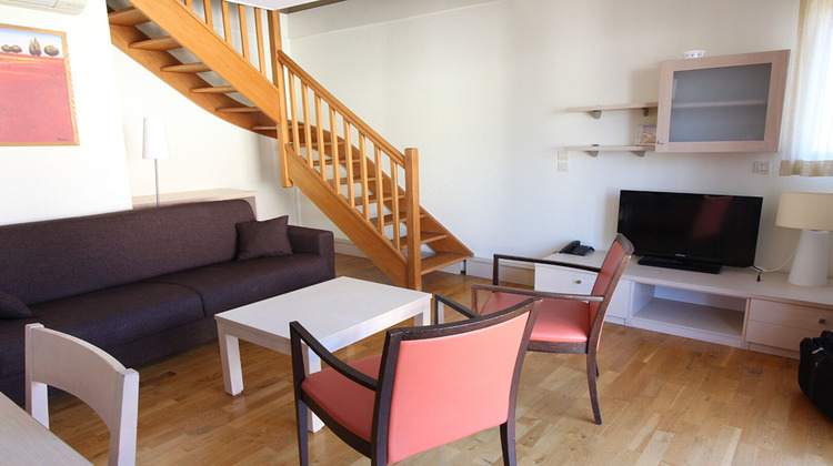 Ma-Cabane - Vente Appartement DIVONNE-LES-BAINS, 71 m²