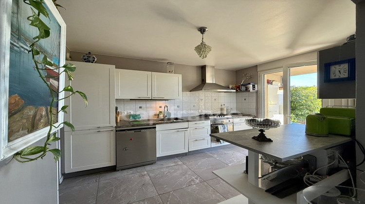 Ma-Cabane - Vente Appartement DIVONNE LES BAINS, 91 m²