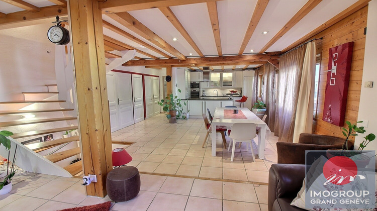 Ma-Cabane - Vente Appartement DIVONNE-LES-BAINS, 108 m²