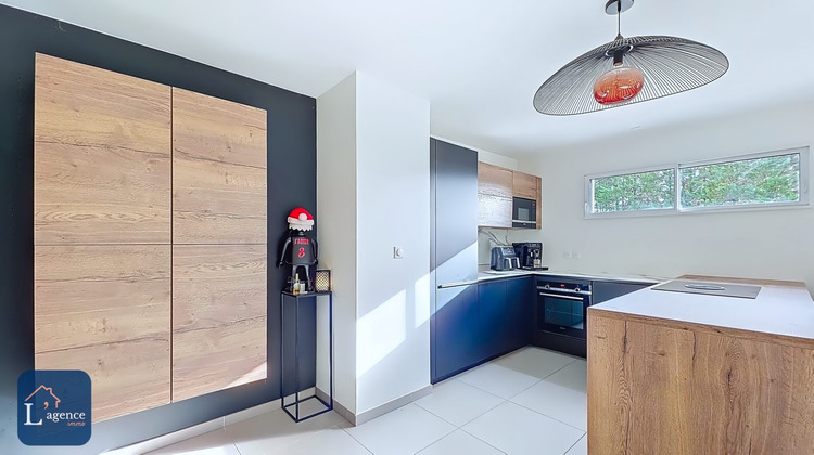 Ma-Cabane - Vente Appartement Divonne-les-Bains, 101 m²