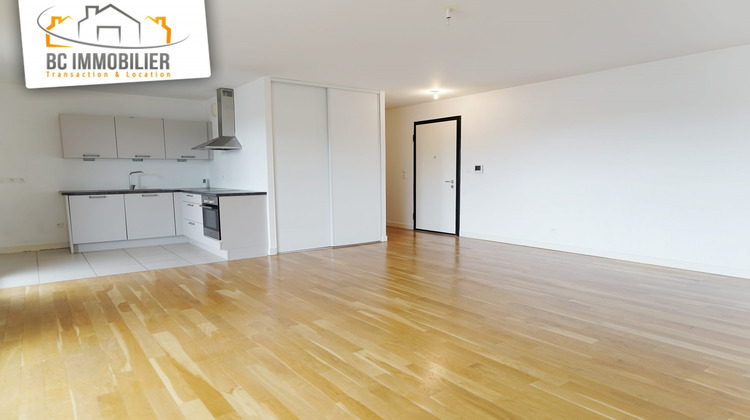 Ma-Cabane - Vente Appartement Divonne-les-Bains, 77 m²