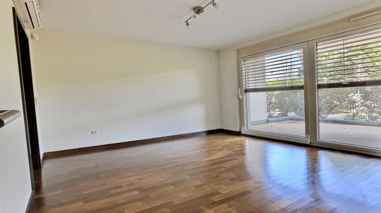 Ma-Cabane - Vente Appartement Divonne-les-Bains, 105 m²