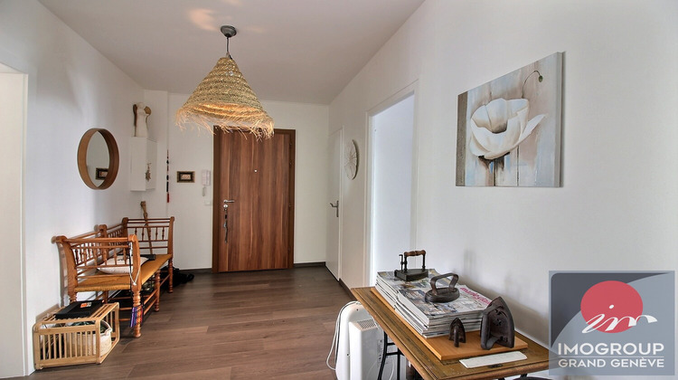Ma-Cabane - Vente Appartement DIVONNE-LES-BAINS, 91 m²