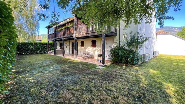 Ma-Cabane - Vente Appartement Divonne-les-Bains, 197 m²