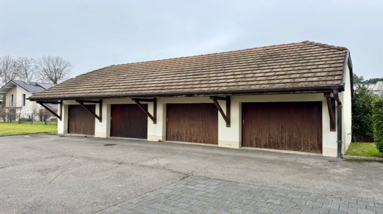 Ma-Cabane - Vente Appartement Divonne-les-Bains, 197 m²