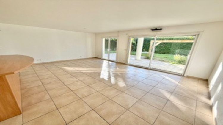 Ma-Cabane - Vente Appartement Divonne-les-Bains, 94 m²