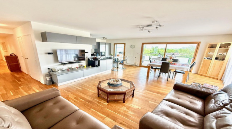 Ma-Cabane - Vente Appartement Divonne-les-Bains, 104 m²