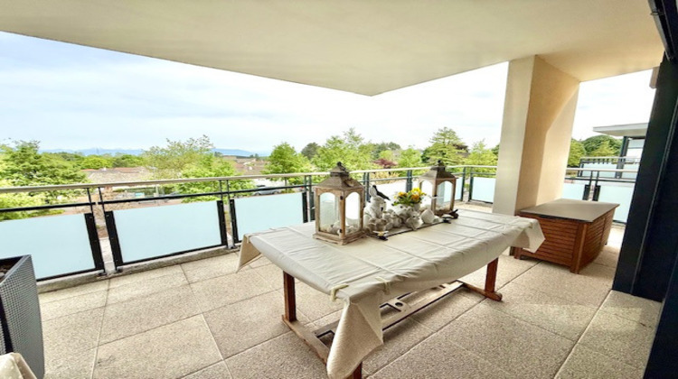 Ma-Cabane - Vente Appartement Divonne-les-Bains, 104 m²