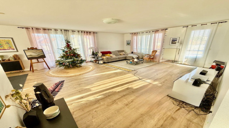 Ma-Cabane - Vente Appartement Divonne-les-Bains, 177 m²