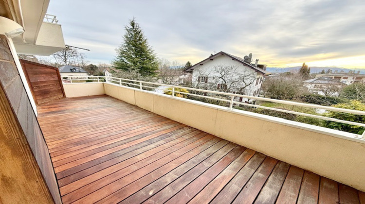 Ma-Cabane - Vente Appartement Divonne-les-Bains, 100 m²