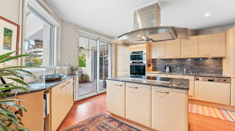 Ma-Cabane - Vente Appartement Divonne-les-Bains, 151 m²